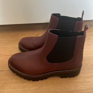 Calson Ankle Boots 6.5
